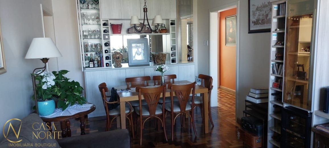 Apartamento à venda com 2 quartos, 126m², Rua Sarmento Leite no bairro Centro Histórico em Porto Alegre