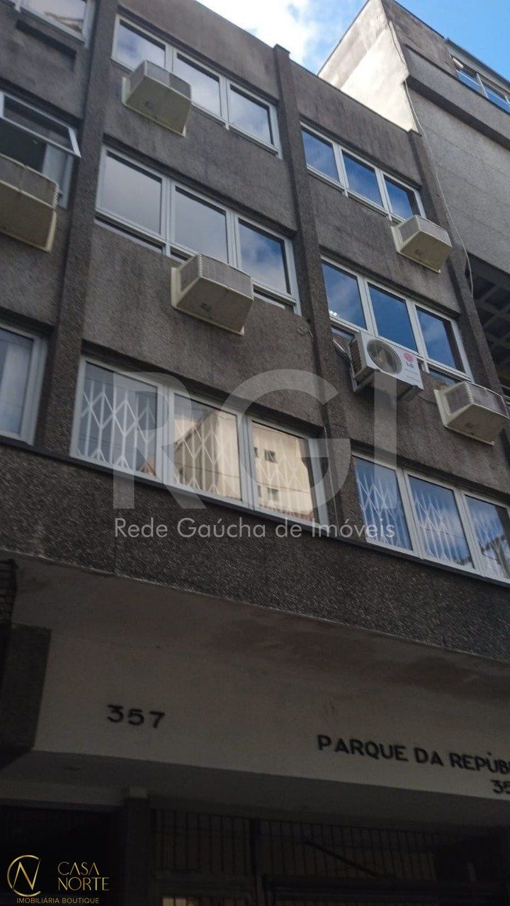 Sala Comercial à venda , 40m², Rua da Republica no bairro Cidade Baixa em Porto Alegre