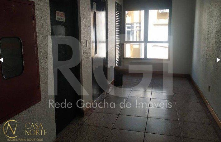 Sala Comercial à venda , 36m², 1 vaga, Avenida Getúlio Vargas no bairro Menino Deus em Porto Alegre