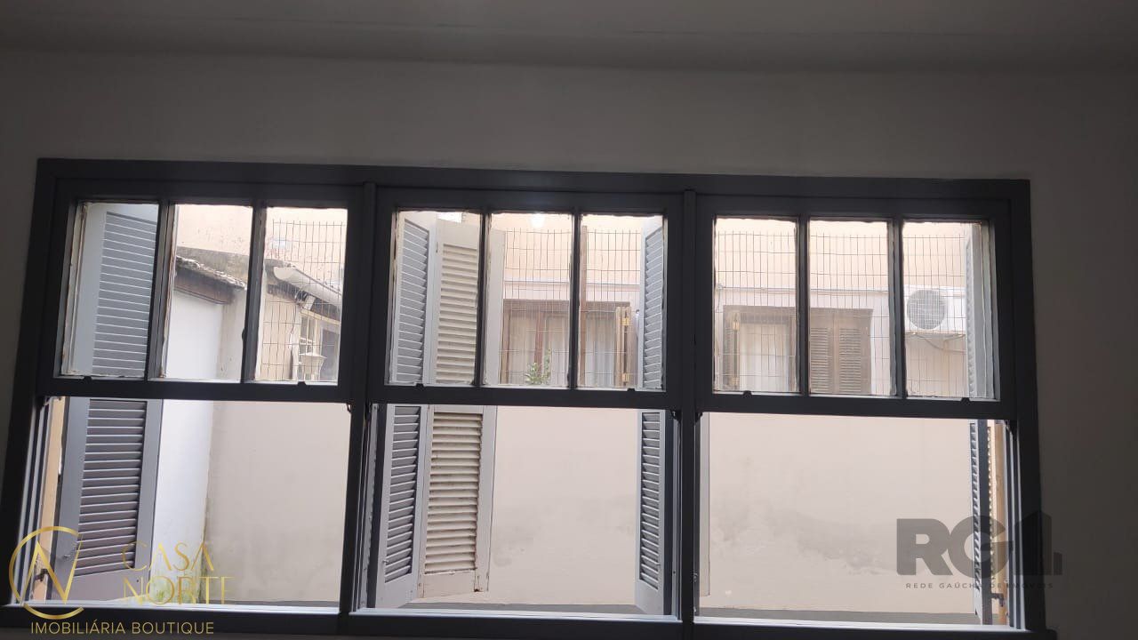 Kitnet à venda com 1 quarto, 37m², Rua Botafogo no bairro Menino Deus em Porto Alegre