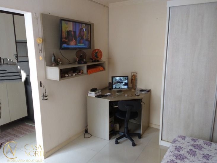 Kitnet à venda com 1 quarto, 28m², Rua José do Patrocinio no bairro Cidade Baixa em Porto Alegre