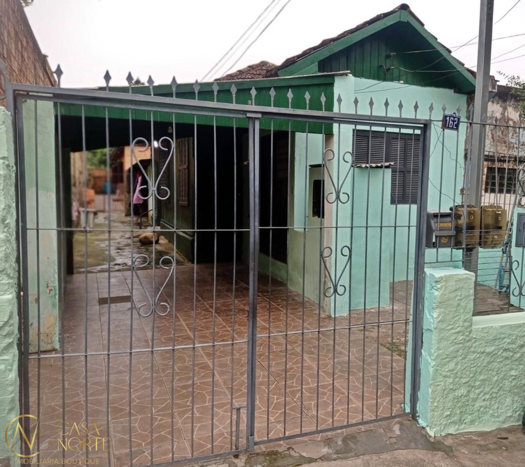 Casa à venda com 2 quartos, 100m², 1 vaga, Rua Primeiro de Maio no bairro Partenon em Porto Alegre