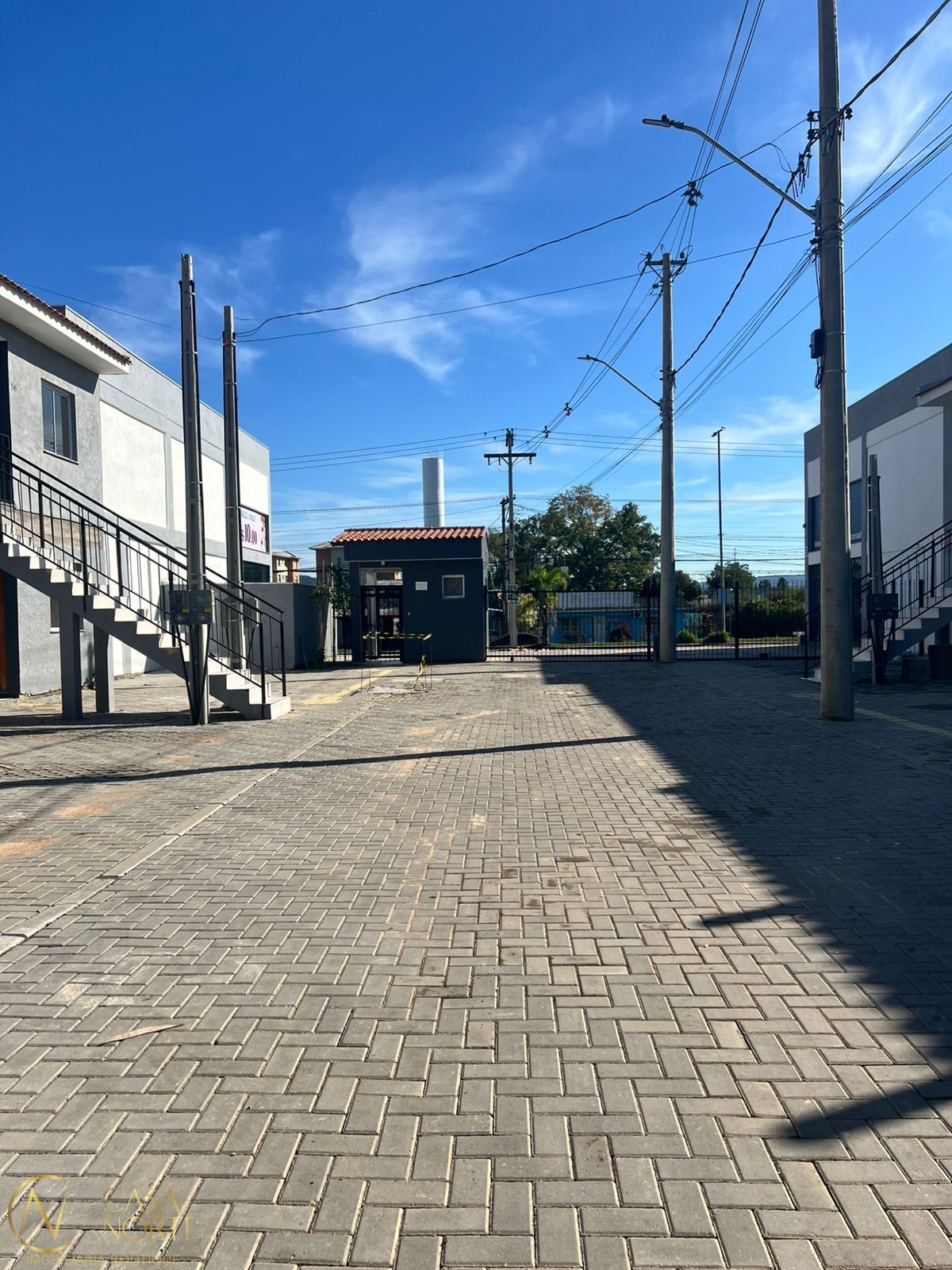 Casa à venda com 2 quartos, 42m², 1 vaga, Avenida João Antônio Silveira no bairro Restinga em Porto Alegre