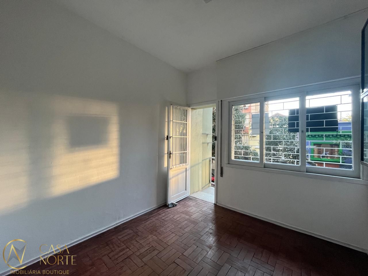Apartamento à venda com 3 quartos, 97m², Rua Duque de Caxias no bairro Centro Histórico em Porto Alegre