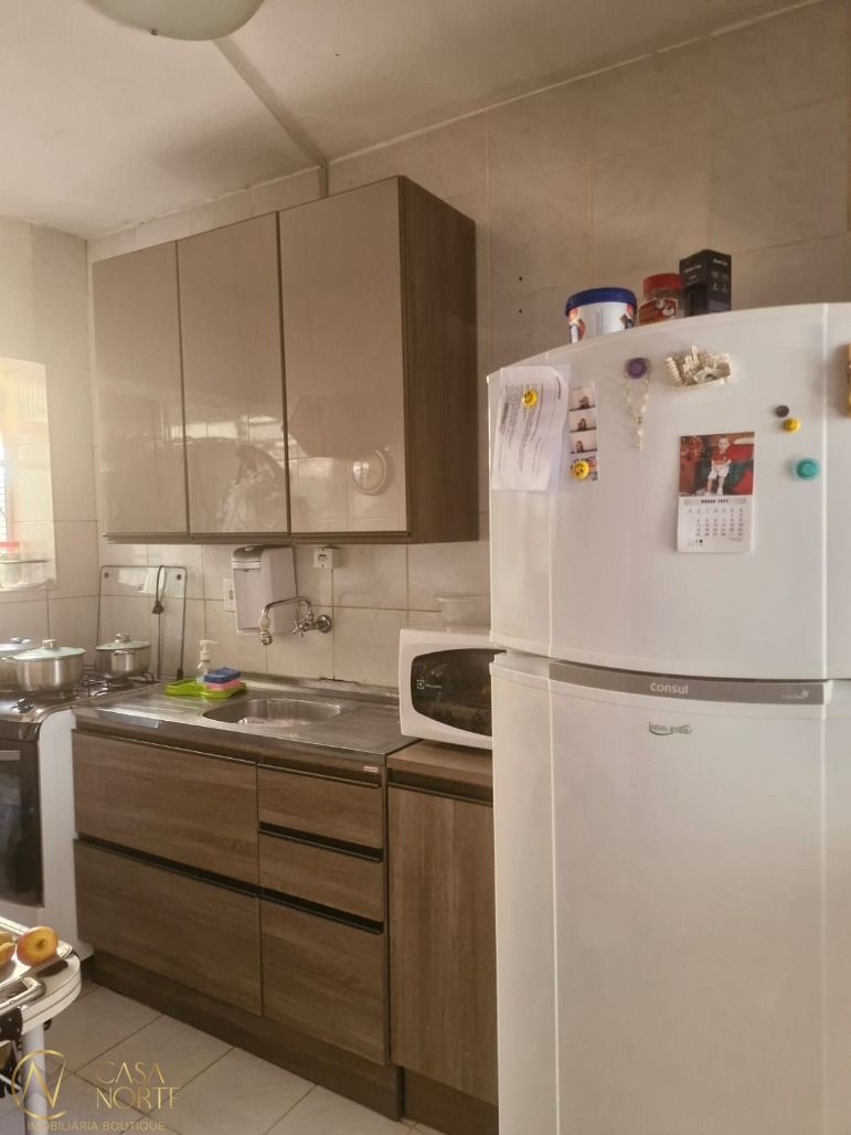 Apartamento à venda com 2 quartos, 53m², 1 vaga, Rua Eurico Lara no bairro Medianeira em Porto Alegre