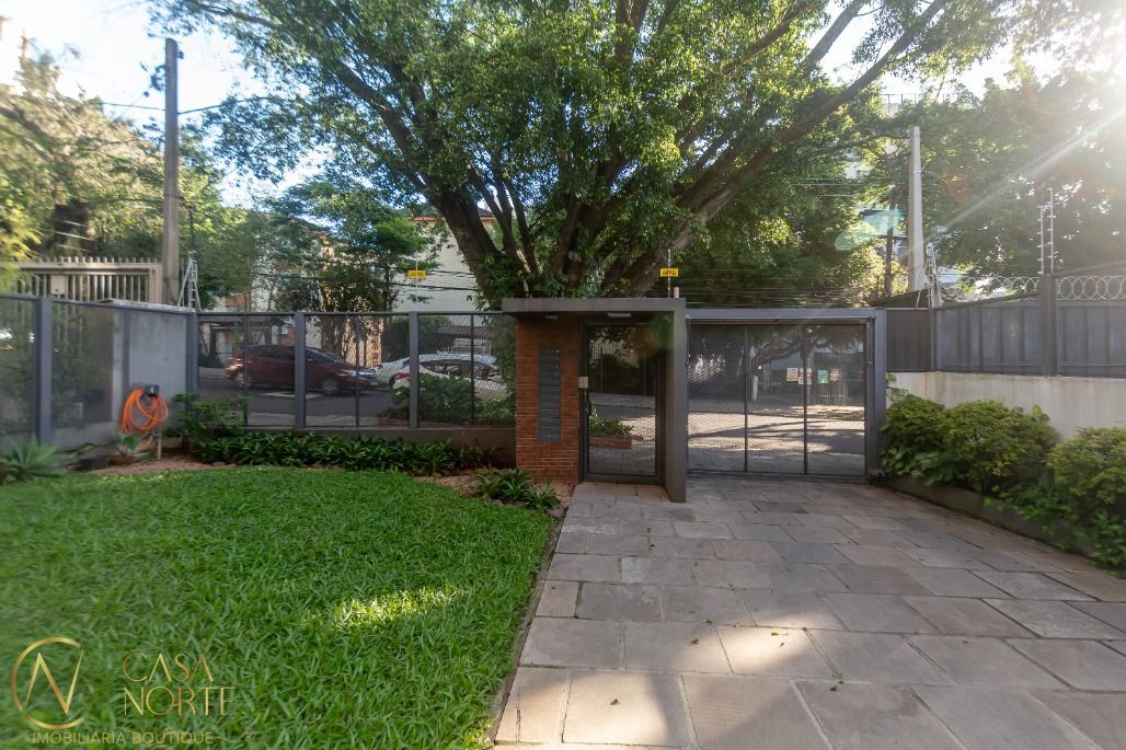 Apartamento à venda com 2 quartos, 81m², 1 vaga, Rua Silva Jardim no bairro Auxiliadora em Porto Alegre