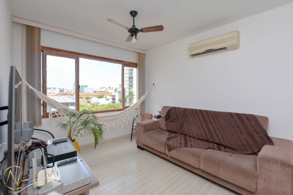 Apartamento à venda com 3 quartos, 98m², 1 vaga, Avenida Venâncio Aires no bairro Santana em Porto Alegre