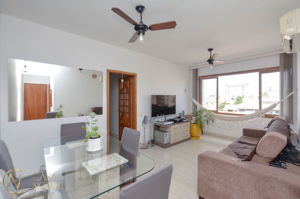 Apartamento à venda com 3 quartos, 98m², 1 vaga, Avenida Venâncio Aires no bairro Santana em Porto Alegre