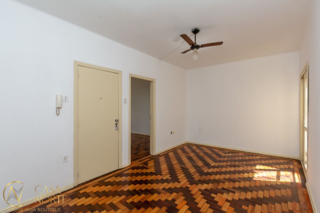 Apartamento à venda com 3 quartos, 90m², Rua Vinte e Quatro de Maio no bairro Centro Histórico em Porto Alegre
