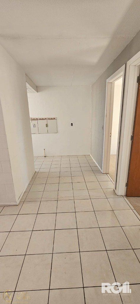 Apartamento à venda com 2 quartos, 39m², 1 vaga, Rua José Barcellos Garcia no bairro Rubem Berta em Porto Alegre