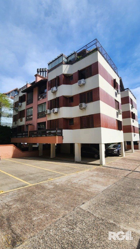 Apartamento à venda com 3 quartos, 155m², 4 vagas, Rua Dea Coufal no bairro Ipanema em Porto Alegre