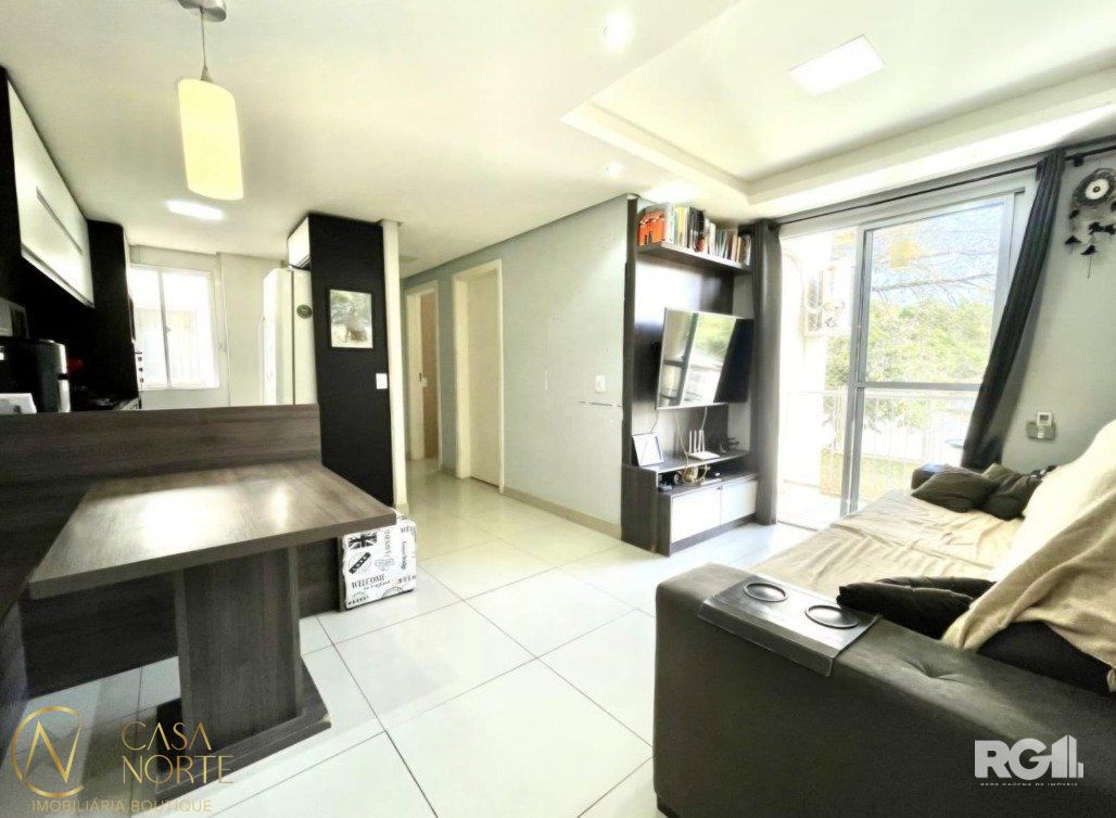 Apartamento à venda com 2 quartos, 48m², 1 vaga, Rua Joaquim de Carvalho no bairro Vila Nova em Porto Alegre