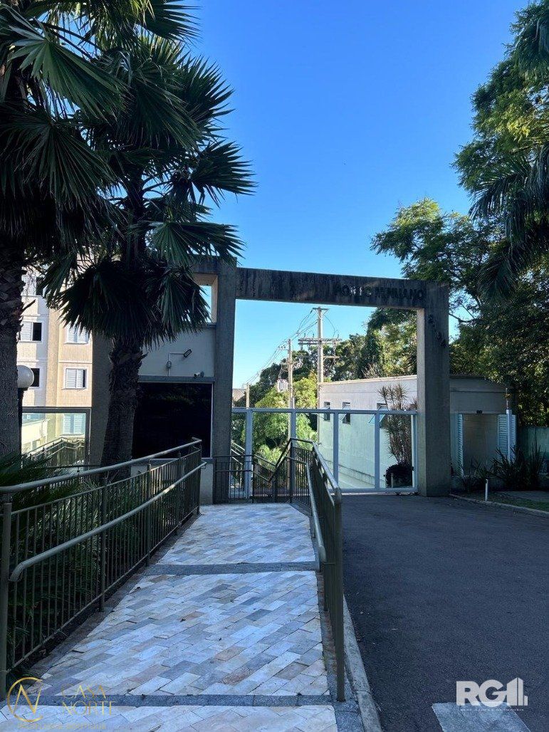 Apartamento à venda com 2 quartos, 39m², 1 vaga, Rua Atílio Supertti no bairro Vila Nova em Porto Alegre