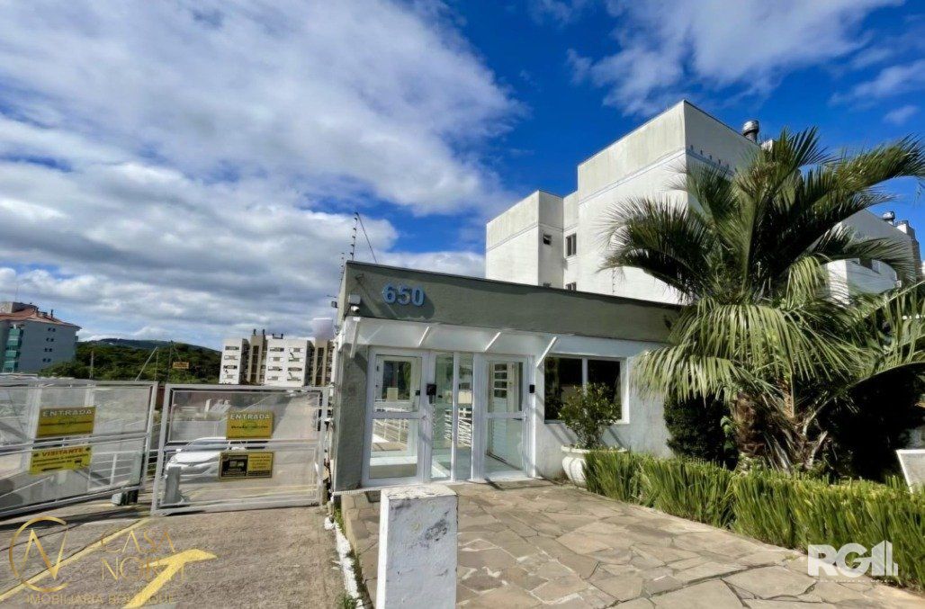 Apartamento à venda com 2 quartos, 48m², 1 vaga, Rua Joaquim de Carvalho no bairro Vila Nova em Porto Alegre