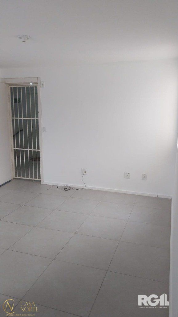 Apartamento à venda com 2 quartos, 43m², 1 vaga, Estrada Cristiano Kraemer no bairro Vila Nova em Porto Alegre