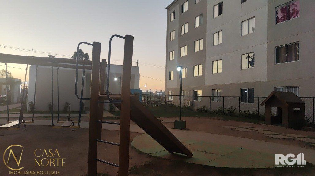 Apartamento à venda com 2 quartos, 41m², 1 vaga, Rua Inocêncio de Oliveira Alves no bairro Rubem Berta em Porto Alegre
