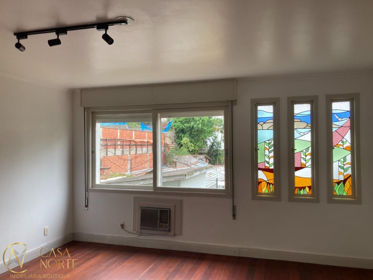 Apartamento à venda com 3 quartos, 93m², 2 suítes, 1 vaga, Rua Coronel Bordini no bairro Auxiliadora em Porto Alegre