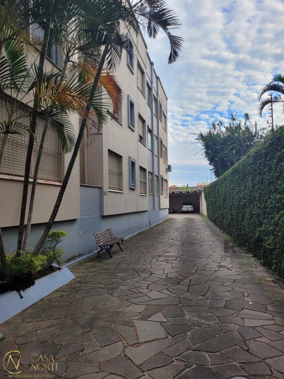 Apartamento à venda com 1 quarto, 39m², Avenida Protásio Alves no bairro Rio Branco em Porto Alegre