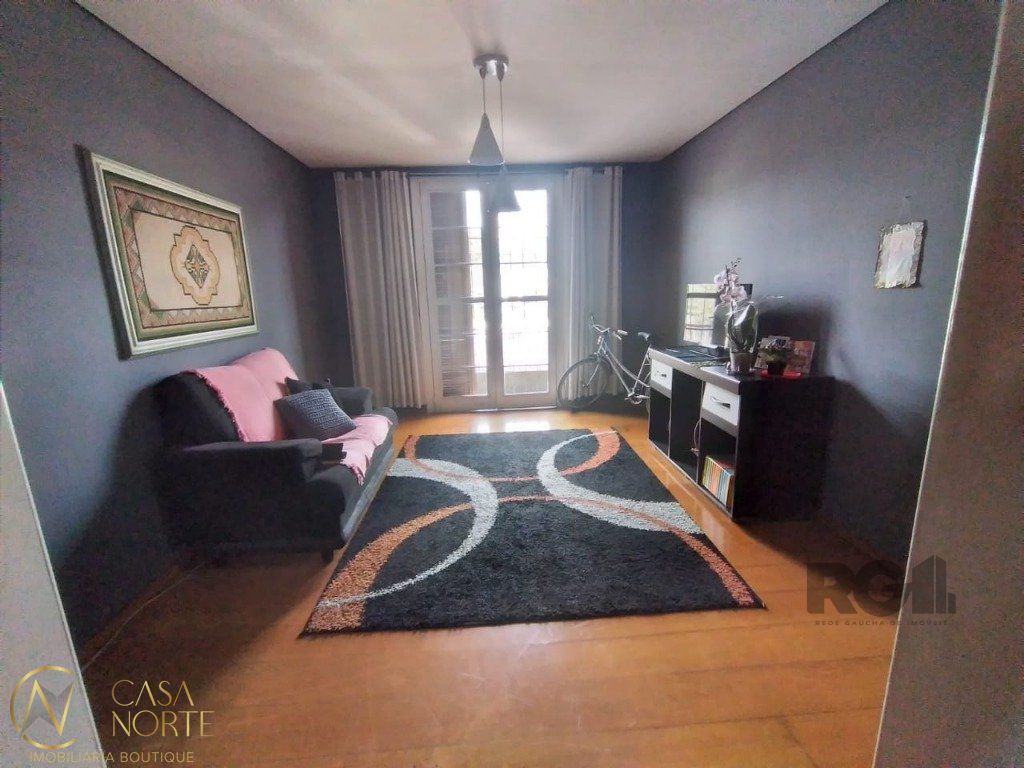 Apartamento à venda com 3 quartos, 91m², 1 vaga, Rua Coronel Aparício Borges no bairro Glória em Porto Alegre