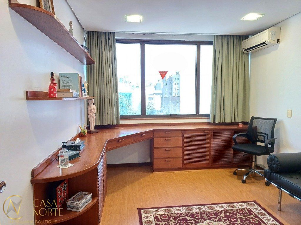 Sala Comercial à venda , 54m², Rua Quintino Bocaiúva no bairro Floresta em Porto Alegre
