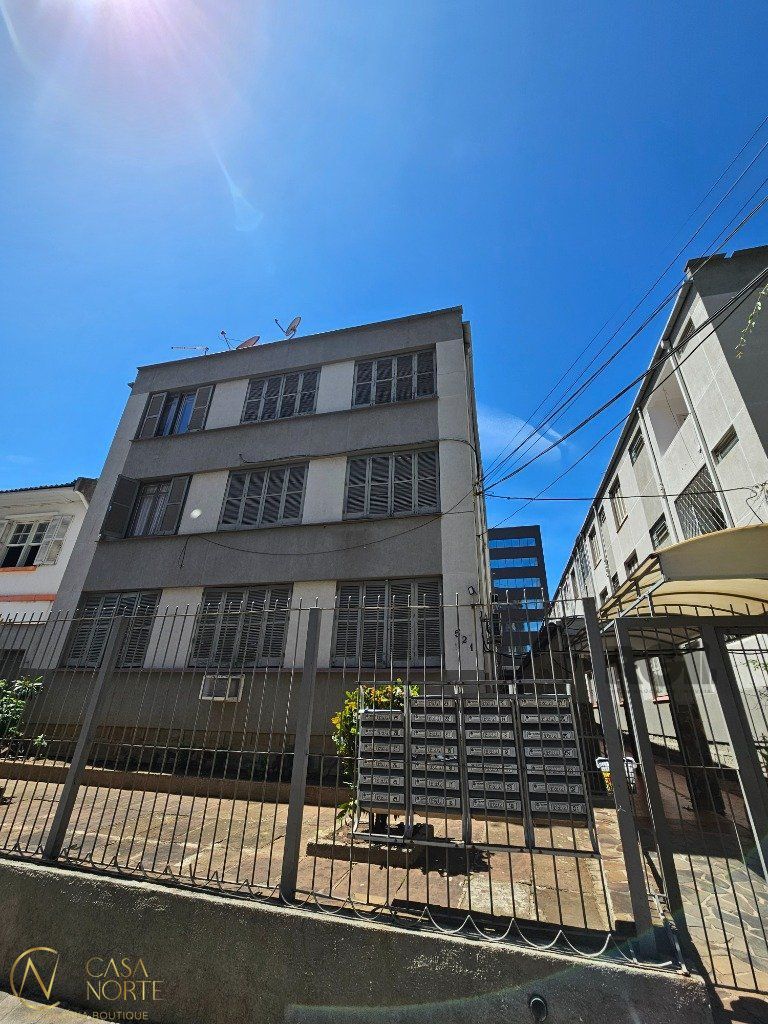 Apartamento à venda com 1 quarto, 46m², Rua Professor Freitas e Castro no bairro Azenha em Porto Alegre