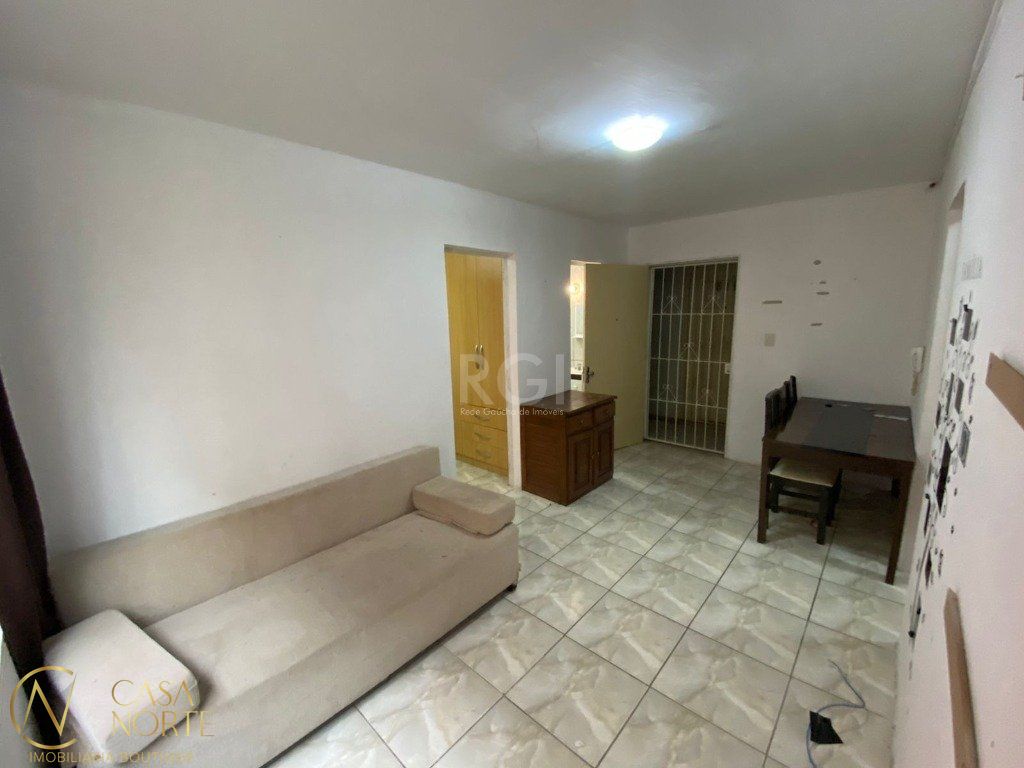 Apartamento à venda com 1 quarto, 30m², Rua Marechal Hermes no bairro Camaquã em Porto Alegre