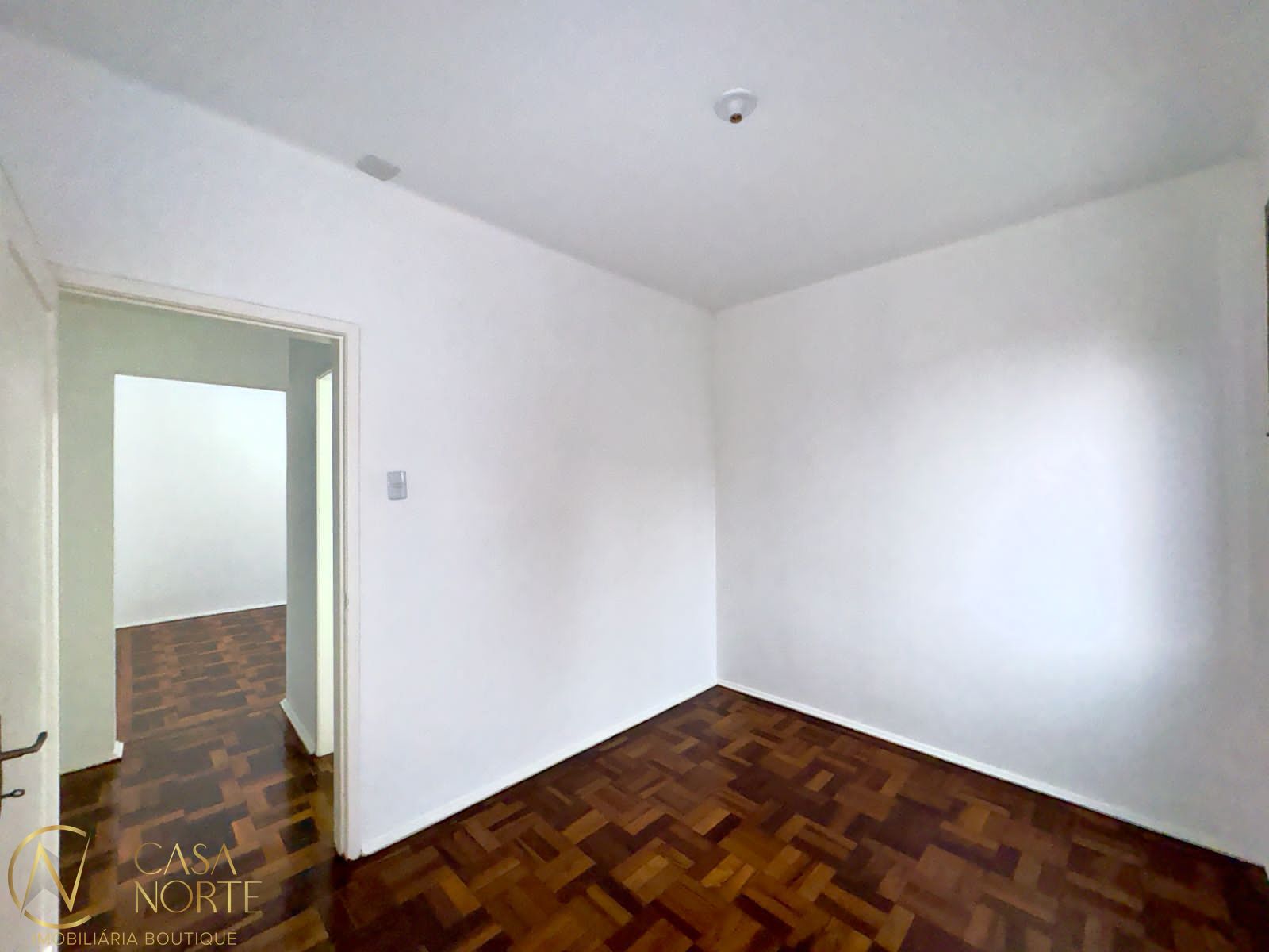 Apartamento à venda com 2 quartos, 69m², Rua José de Alencar no bairro Menino Deus em Porto Alegre