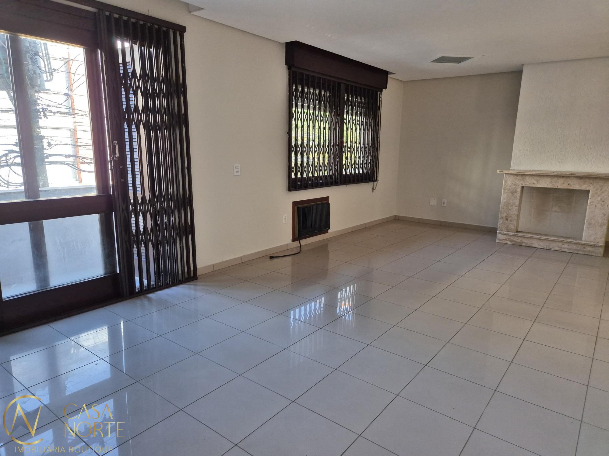 Apartamento à venda com 3 quartos, 133m², 1 suíte, 1 vaga, Rua Costa no bairro Menino Deus em Porto Alegre