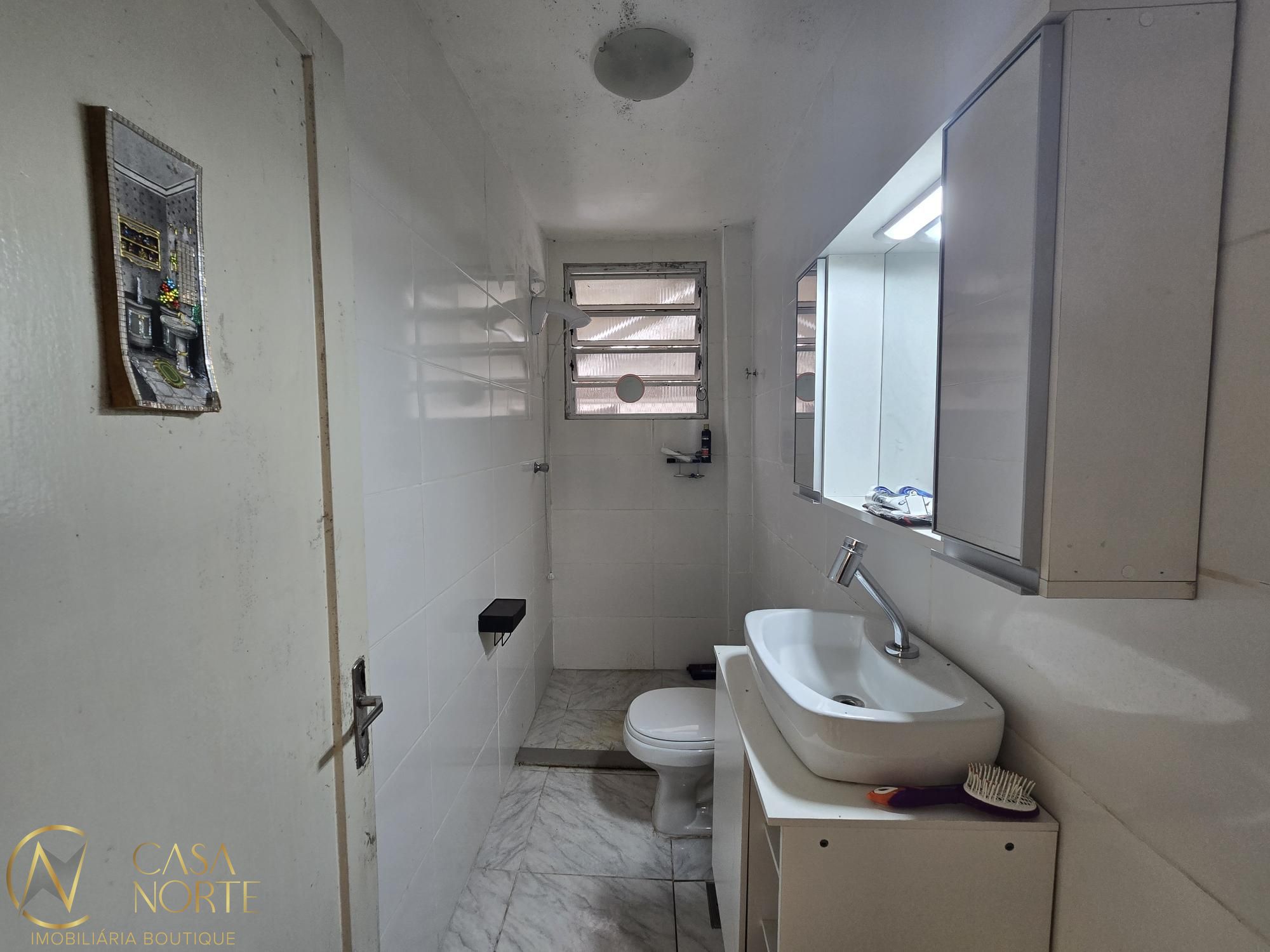 Apartamento à venda com 1 quarto, 46m², Rua Cícero Ahrends no bairro Menino Deus em Porto Alegre