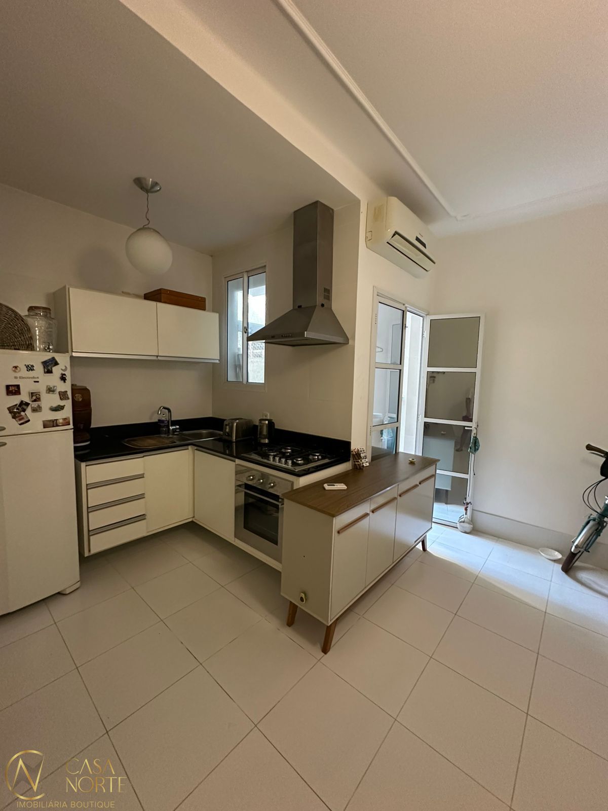 Apartamento à venda com 1 quarto, 51m², Avenida Bastian no bairro Menino Deus em Porto Alegre