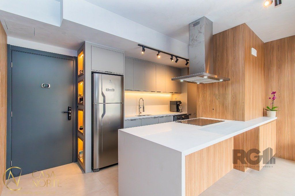 Duplex à venda com 1 quarto, 78m², 1 suíte, 1 vaga, Rua Luiz Só no bairro Petrópolis em Porto Alegre