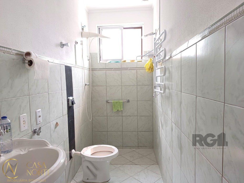 Apartamento à venda com 1 quarto, 42m², Avenida Getúlio Vargas no bairro Menino Deus em Porto Alegre