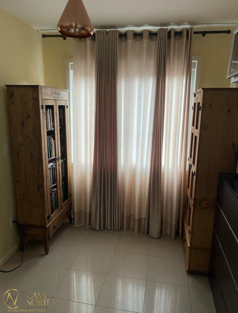 Apartamento à venda com 1 quarto, 43m², 2 vagas, Avenida Jordão no bairro Bom Jesus em Porto Alegre