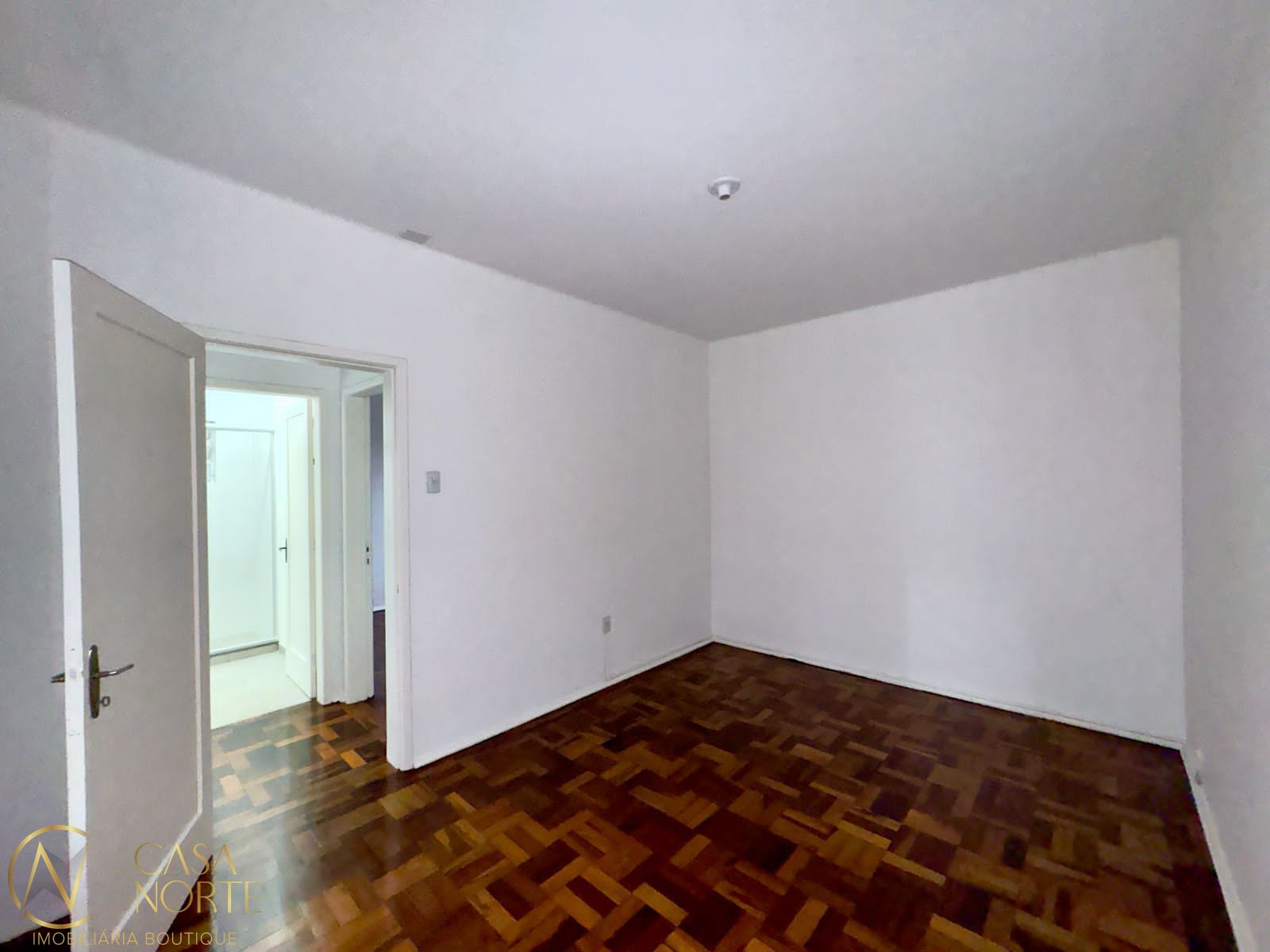 Apartamento à venda com 2 quartos, 69m², Rua José de Alencar no bairro Menino Deus em Porto Alegre