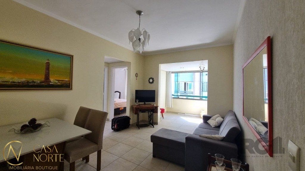 Apartamento à venda com 2 quartos, 66m², 1 vaga, Avenida Teresópolis no bairro Teresópolis em Porto Alegre