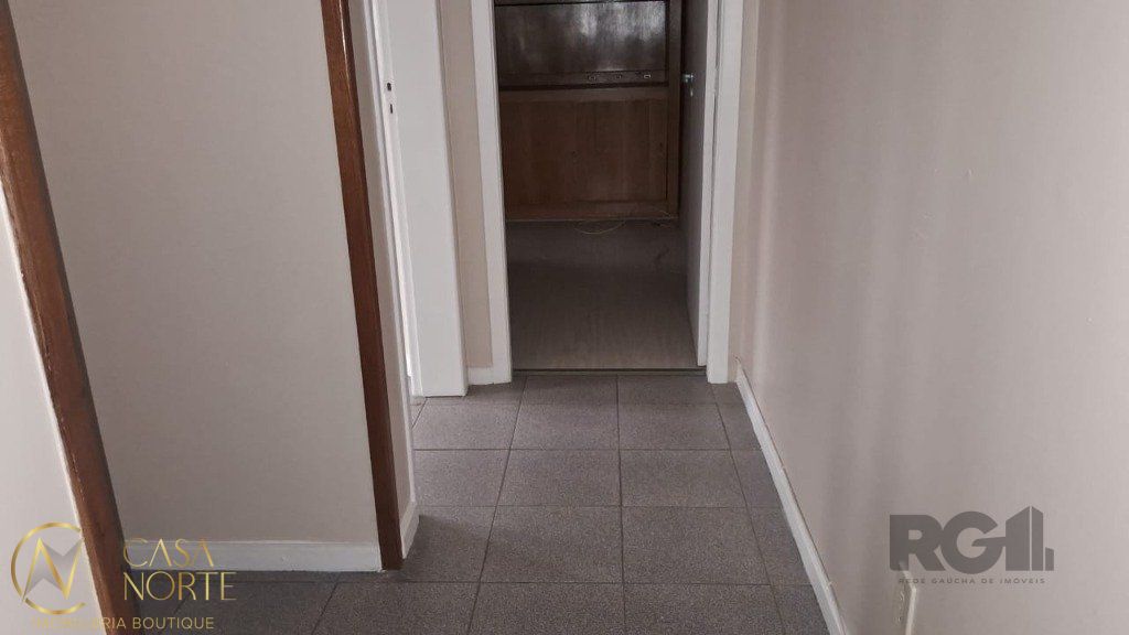 Sala Comercial à venda , 37m², Avenida Getúlio Vargas no bairro Menino Deus em Porto Alegre