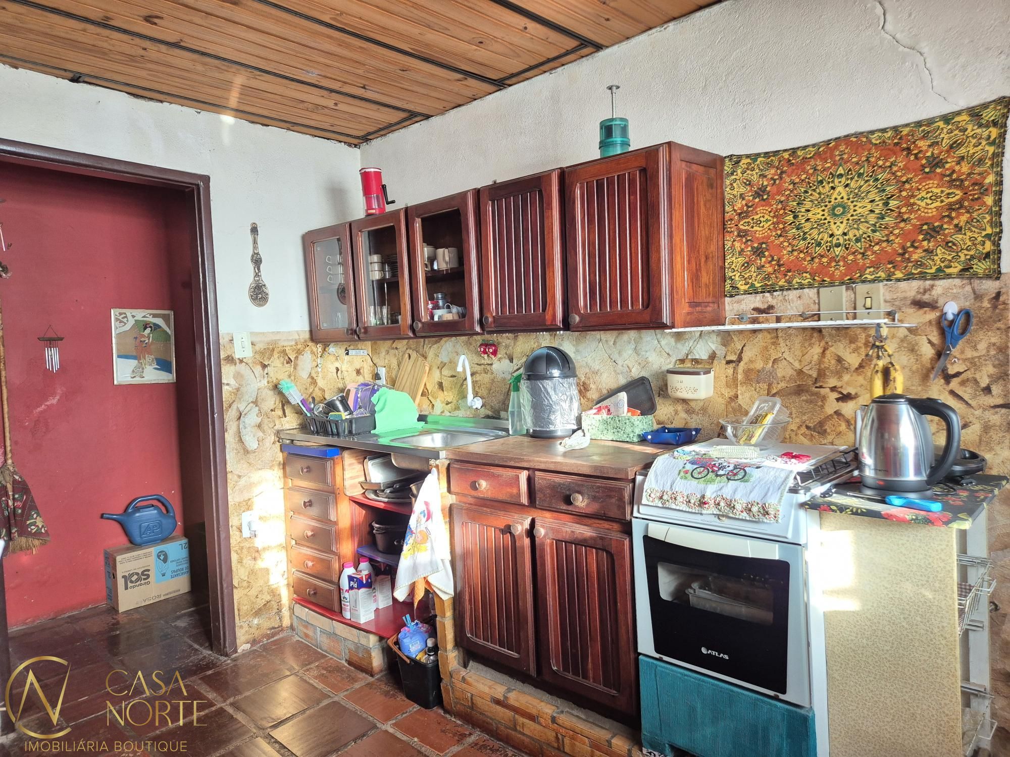 Casa à venda com 3 quartos, 145m², 3 vagas, Rua Professor Joaquim Felizardo no bairro Espírito Santo em Porto Alegre