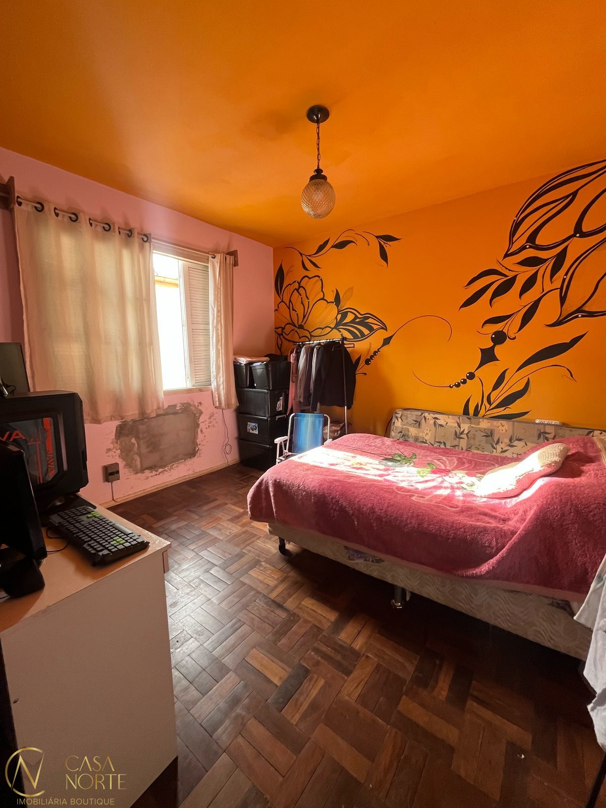 Apartamento à venda com 2 quartos, 54m², 1 suíte, Rua Domingos Crescêncio no bairro Santana em Porto Alegre