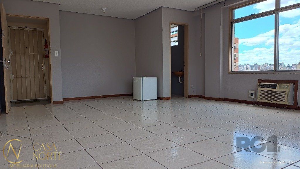 Sala Comercial à venda , 36m², Rua Barão do Triunfo no bairro Menino Deus em Porto Alegre