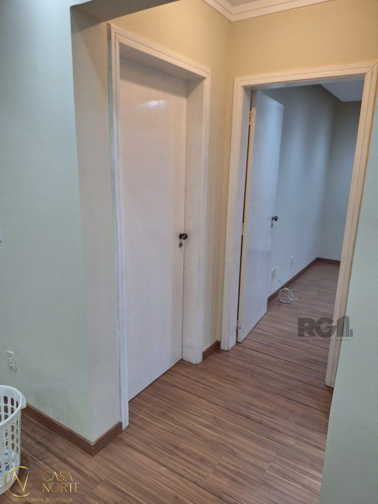 Apartamento à venda com 2 quartos, 57m², Avenida da Cavalhada no bairro Cavalhada em Porto Alegre