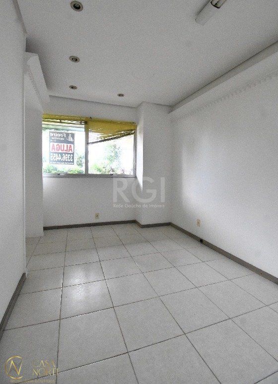 Sala Comercial à venda , 38m², Rua Dom Pedro II no bairro São João em Porto Alegre