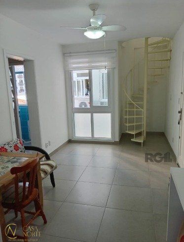 Cobertura à venda com 3 quartos, 99m², 1 vaga, Rua Paes de Andrade no bairro Menino Deus em Porto Alegre