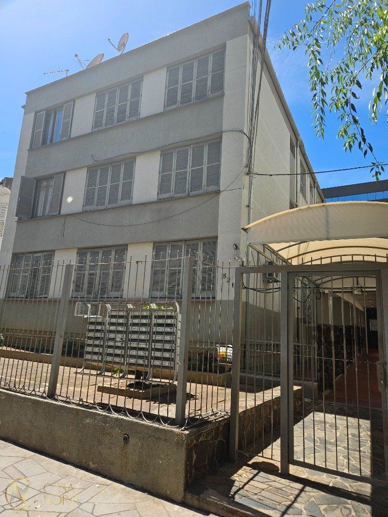 Apartamento à venda com 1 quarto, 46m², Rua Professor Freitas e Castro no bairro Azenha em Porto Alegre
