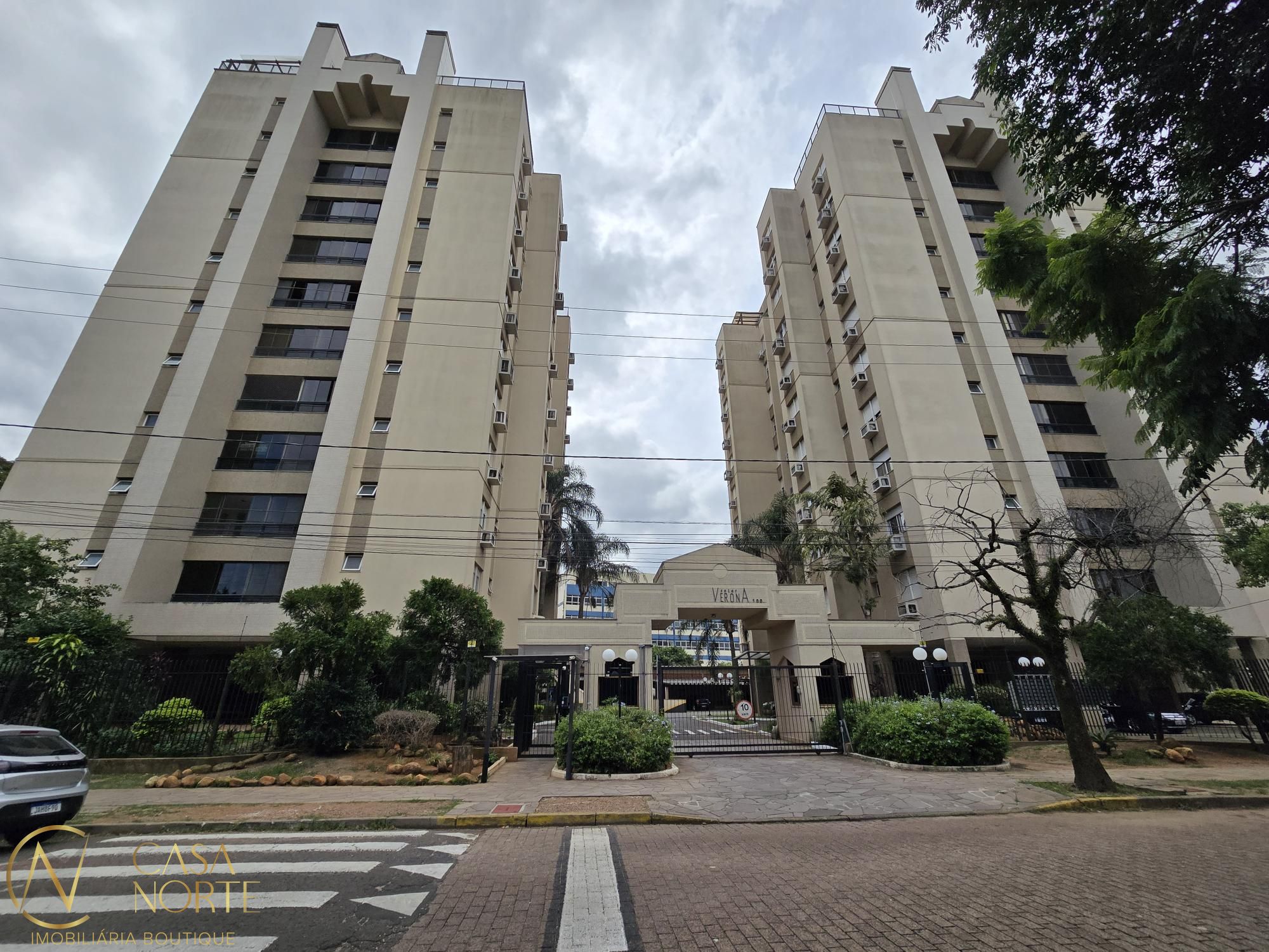 Apartamento à venda com 3 quartos, 99m², 1 suíte, 1 vaga, Rua José Honorato dos Santos no bairro Azenha em Porto Alegre