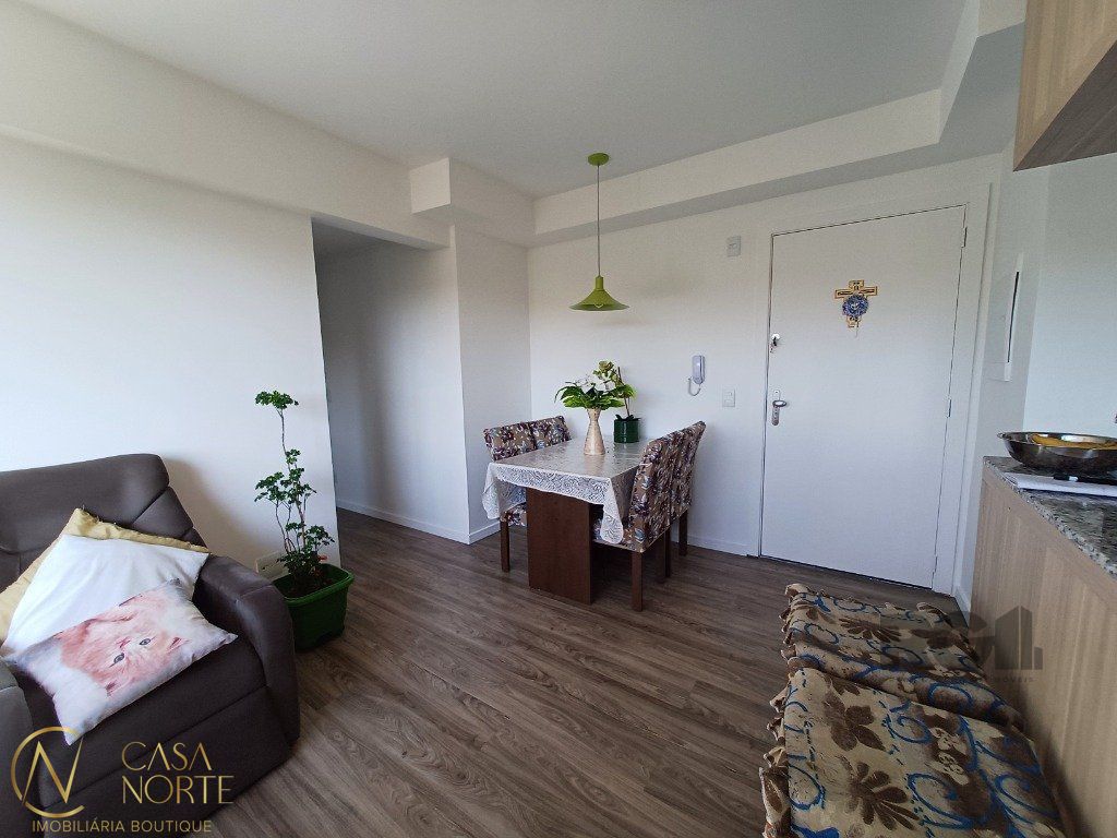 Apartamento à venda com 2 quartos, 50m², 1 vaga, Avenida Florianópolis no bairro Azenha em Porto Alegre