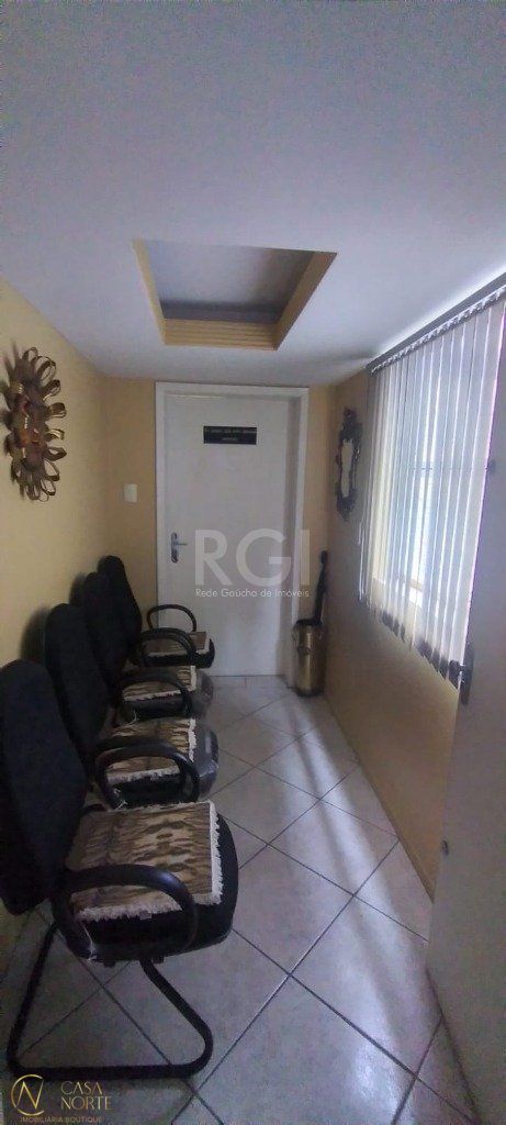Sala Comercial à venda , 33m², Avenida Independência no bairro Independência em Porto Alegre