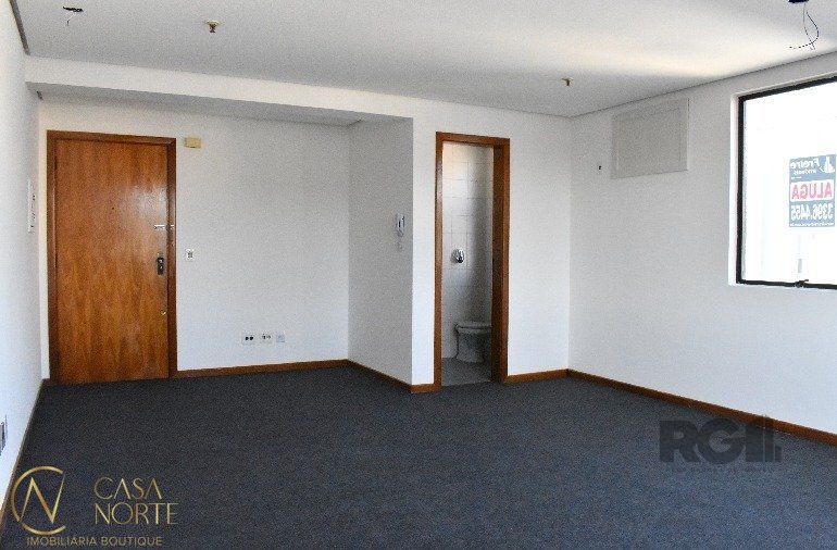 Sala Comercial à venda , 33m², Rua José de Alencar no bairro Menino Deus em Porto Alegre