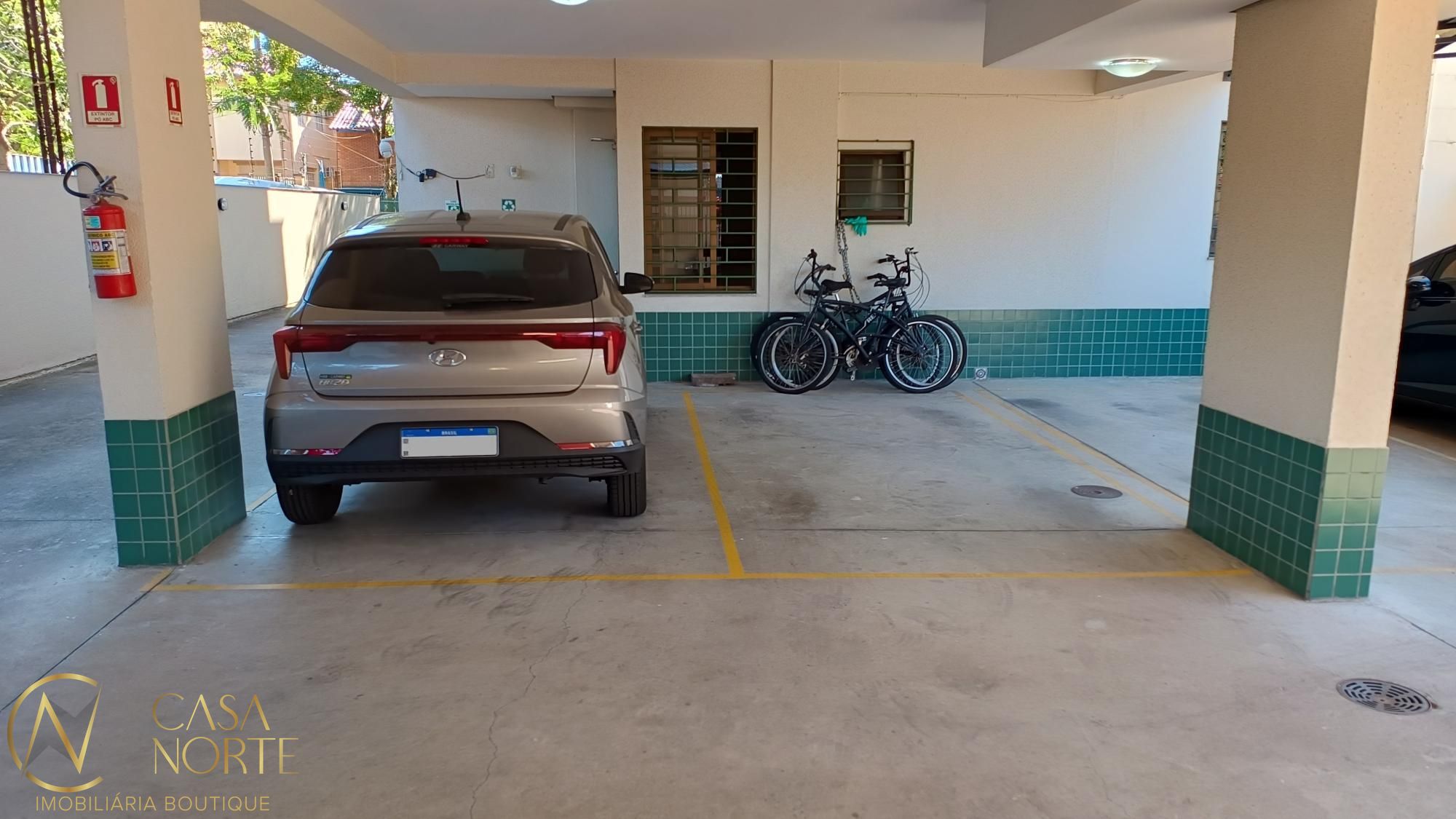 Apartamento à venda com 2 quartos, 70m², 1 suíte, 1 vaga, Rua Machado de Assis no bairro Partenon em Porto Alegre
