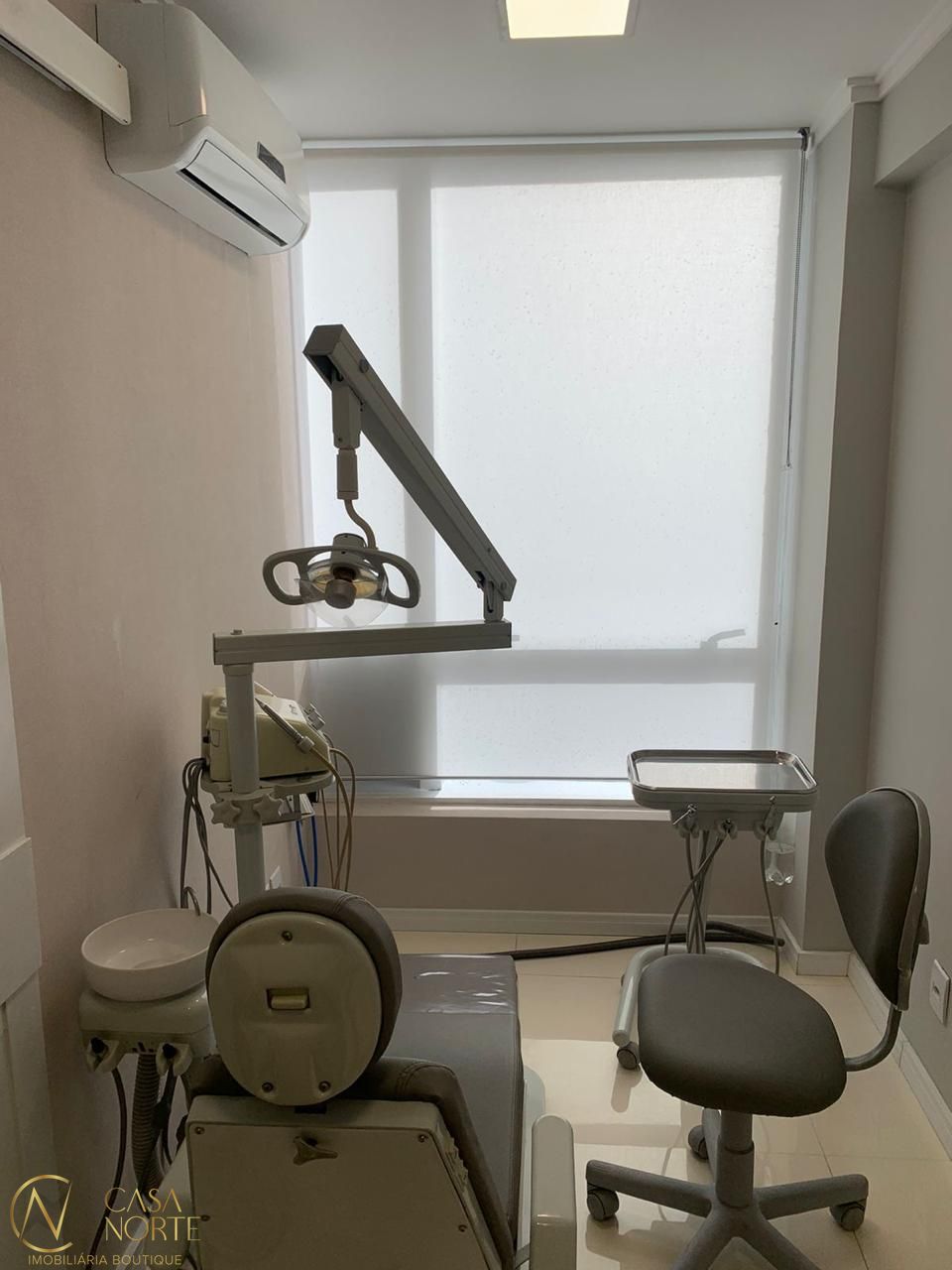 Sala Comercial à venda com 4 quartos, 52m², Rua General Vitorino no bairro Centro Histórico em Porto Alegre