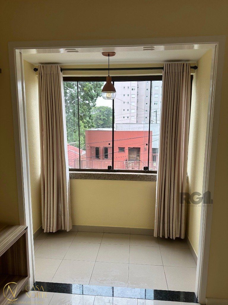 Apartamento à venda com 1 quarto, 43m², 2 vagas, Avenida Jordão no bairro Bom Jesus em Porto Alegre